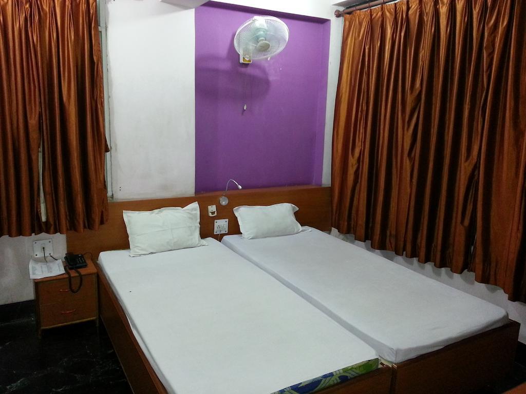 Hotel Marina Inn Dhanbād Oda fotoğraf